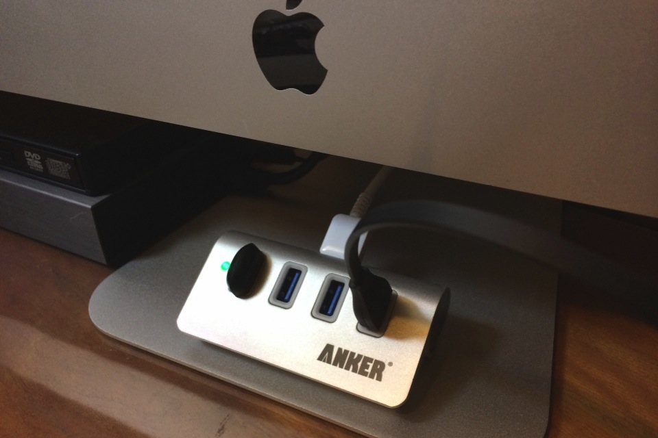 Macと調和する！USB3.0を4ポート備えたAnkerアルミ製USBハブレビュー | MaciPhone活用紀